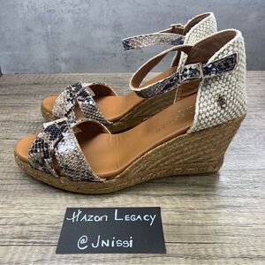Kurt Geiger~”Leona”~Wedge Espadrille Sandals Grey Light Snake Print~Size 10/41